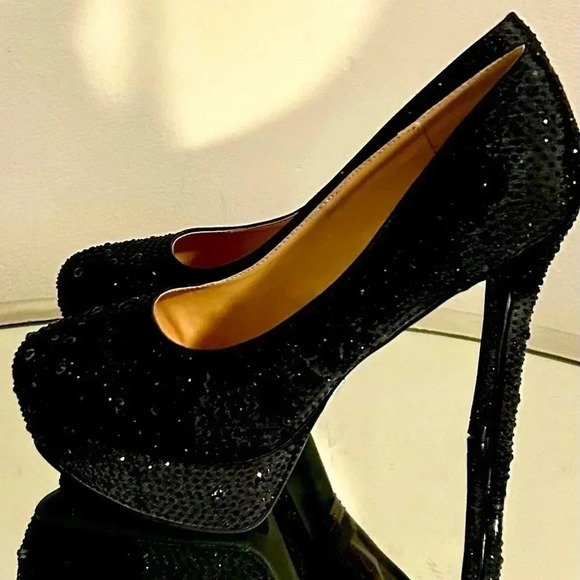 New LAUREN LORRAINE Black Rhinestone platform Pumps, Size 9.5 - Picture 1 of 5